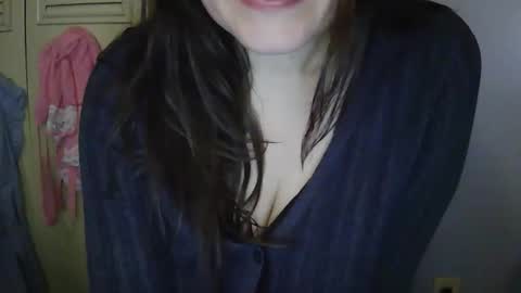 Snapshot of milfytitts chatting on 02-12-26, 07:09 MilfyTitts online show from 02-12-26, 07:09