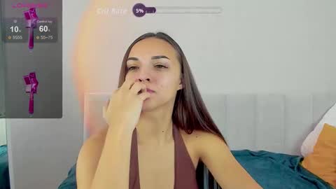 Snapshot of mili_milash chatting on 11-06-25, 03:40 Milana online show from 11-06-25, 03:40