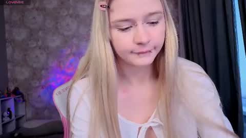 Milia online show from 07-07-26, 05:06
