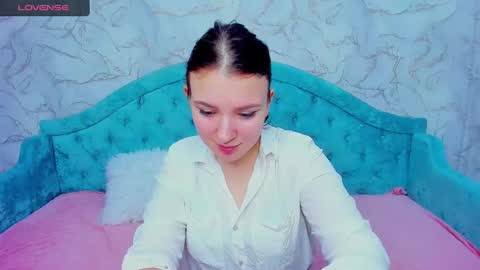 milinafox online show from 02-07-25, 01:25
