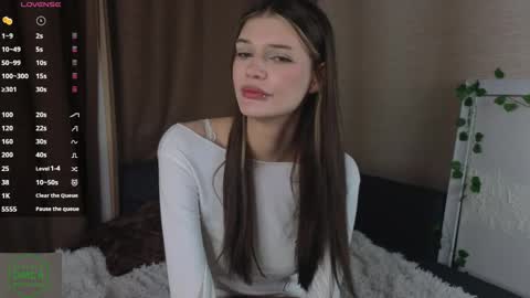 Snapshot of milisa_sweeti chatting on 05-05-26, 09:34 Milisa online show from 05-05-26, 09:34