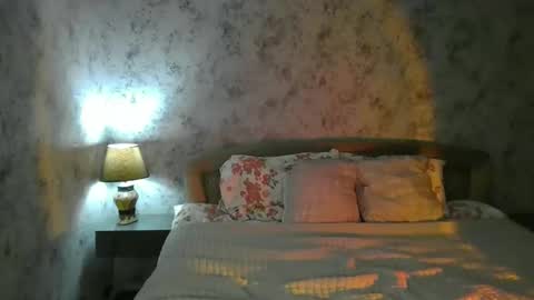 Snapshot of milissasii chatting on 03-10-26, 03:06 milissasii online show from 03-10-26, 03:06