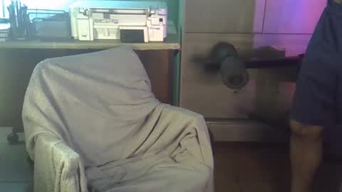 Snapshot of militaryx chatting on 10-11-25, 10:52 militaryx online show from 10-11-25, 10:52