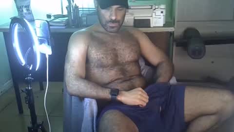 Snapshot of militaryx chatting on 10-16-25, 05:52 militaryx online show from 10-16-25, 05:52