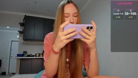 Snapshot of milkaeliza1 chatting on 05-22-26, 07:52 MilkaLiza online show from 05-22-26, 07:52