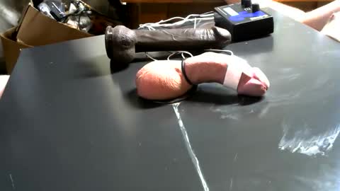 Snapshot of milkm3dry chatting on 12-19-24, 02:45 milk me dry online show from 12-19-24, 02:45