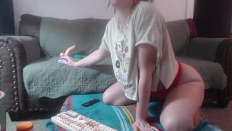 milknhunnny online show from 02-19-25, 03:39