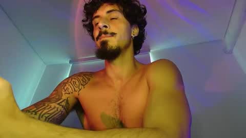Snapshot of milkoffee chatting on 05-14-26, 02:24 milkoffee online show from 05-14-26, 02:24