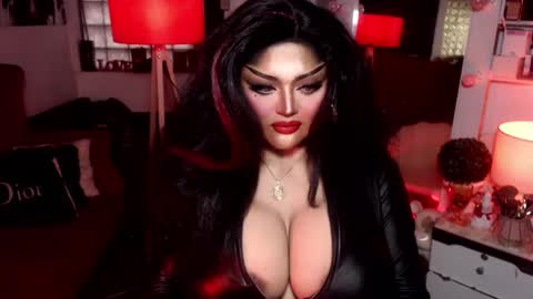 milkshakelavinia online show from 01-15-25, 04:25