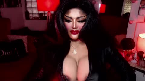 milkshakelavinia online show from 01-17-25, 12:20