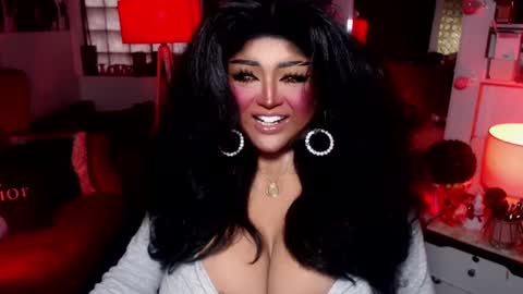 milkshakelavinia online show from 01-22-25, 03:09