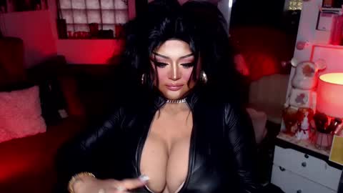 milkshakelavinia online show from 01-31-25, 04:36