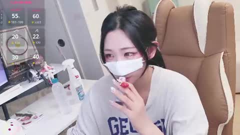 milksola online show from 06-15-26, 12:07