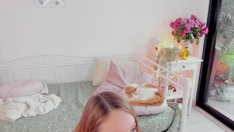 milky_0 online show from 04-18-26, 07:58