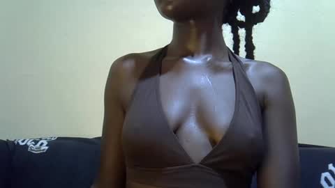 milky_cocoh online show from 04-23-26, 09:08