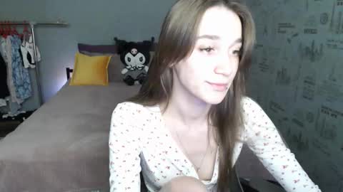 Snapshot of milky_way_rrr chatting on 11-27-25, 03:52 Milky online show from 11-27-25, 03:52