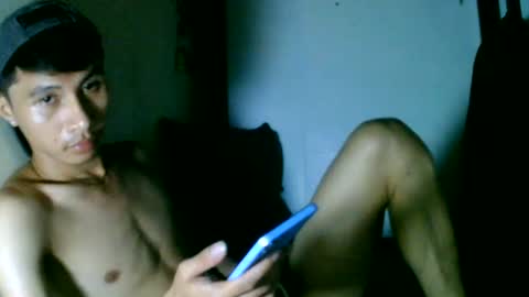 Snapshot of milkyboy26 chatting on 07-22-26, 07:05 milkyboy26 online show from 07-22-26, 07:05