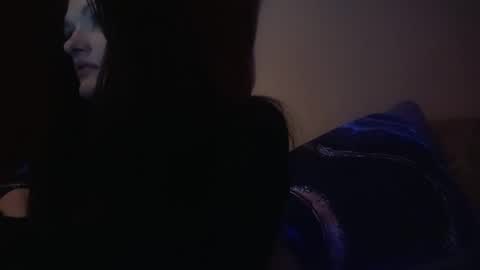 Snapshot of milkyemm chatting on 11-17-25, 08:31 milkyemm online show from 11-17-25, 08:31