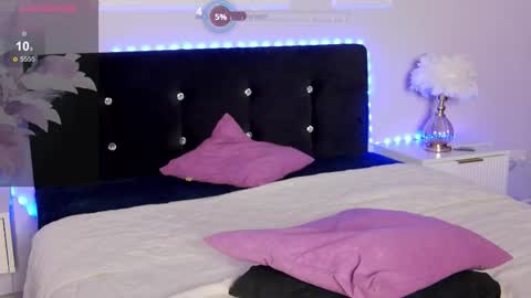 Snapshot of milla_cali chatting on 11-22-25, 03:38 milla_cali online show from 11-22-25, 03:38