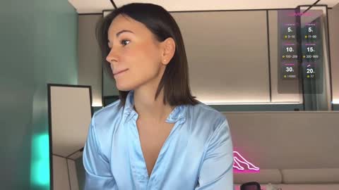 Snapshot of milla_kuni chatting on 02-11-25, 09:56 Mila online show from 02-11-25, 09:56