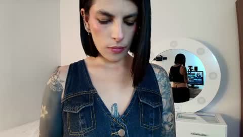 Milagros online show from 07-20-26, 02:04