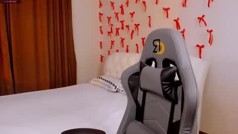 Milla or just Mi online show from 02-20-26, 01:00