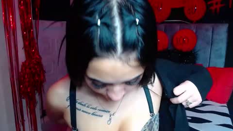 Snapshot of millacounisslosexanal chatting on 03-04-25, 09:32 Violeta online show from 03-04-25, 09:32