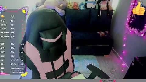 Snapshot of millandiux chatting on 09-28-25, 08:03 millandiux online show from 09-28-25, 08:03