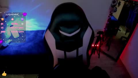 Snapshot of millandiux chatting on 05-21-26, 02:40 millandiux online show from 05-21-26, 02:40