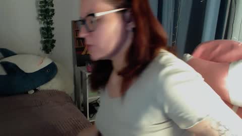 Snapshot of millapoolys chatting on 12-12-24, 10:13 Milla online show from 12-12-24, 10:13