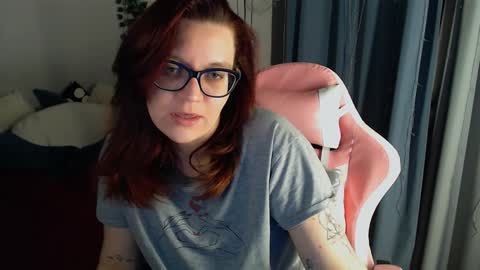 Snapshot of millapoolys chatting on 12-18-24, 08:36 Milla online show from 12-18-24, 08:36