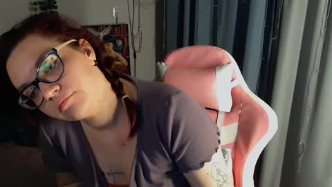 Snapshot of millapoolys chatting on 12-26-24, 09:26 Milla online show from 12-26-24, 09:26