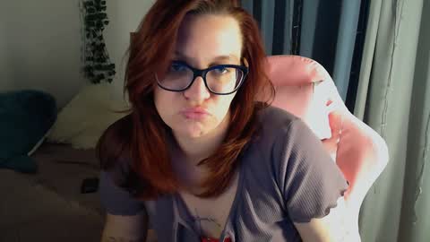 Snapshot of millapoolys chatting on 01-16-25, 08:25 Milla online show from 01-16-25, 08:25