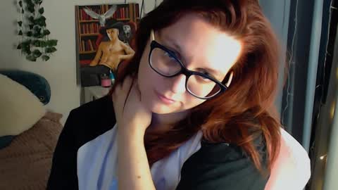 Snapshot of millapoolys chatting on 01-22-25, 10:59 Milla online show from 01-22-25, 10:59