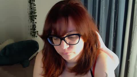 Snapshot of millapoolys chatting on 01-26-25, 01:04 Milla online show from 01-26-25, 01:04