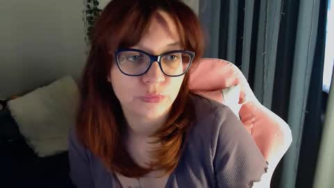 Snapshot of millapoolys chatting on 02-16-25, 12:43 Milla online show from 02-16-25, 12:43