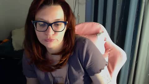 Snapshot of millapoolys chatting on 02-20-25, 12:15 Milla online show from 02-20-25, 12:15