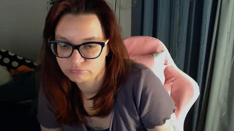 Snapshot of millapoolys chatting on 02-23-25, 12:16 Milla online show from 02-23-25, 12:16
