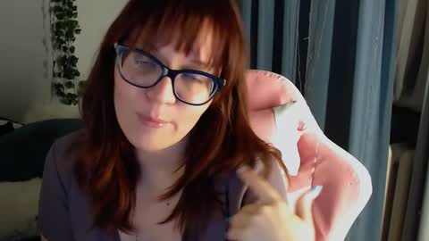 Snapshot of millapoolys chatting on 02-24-25, 06:36 Milla online show from 02-24-25, 06:36