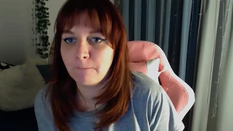 Snapshot of millapoolys chatting on 02-25-25, 08:51 Milla online show from 02-25-25, 08:51