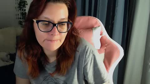 Snapshot of millapoolys chatting on 02-28-25, 08:07 Milla online show from 02-28-25, 08:07