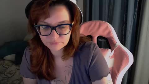 Snapshot of millapoolys chatting on 09-11-25, 09:59 Milla online show from 09-11-25, 09:59