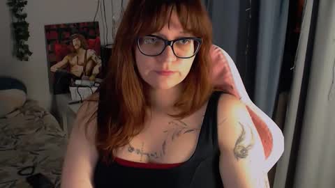 Snapshot of millapoolys chatting on 09-15-25, 05:46 Milla online show from 09-15-25, 05:46