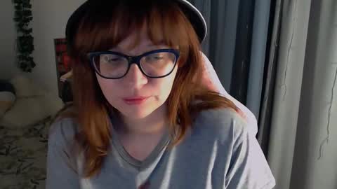 Snapshot of millapoolys chatting on 09-16-25, 07:59 Milla online show from 09-16-25, 07:59