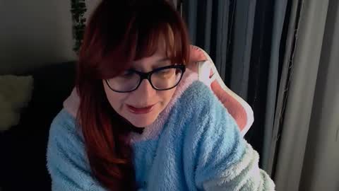 Milla online show from 10-22-25, 07:35