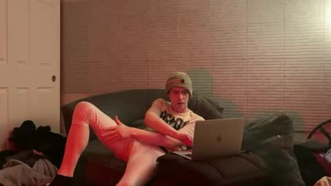 Snapshot of millerjdm chatting on 01-28-25, 02:10 SlimnHungOH online show from 01-28-25, 02:10