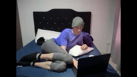 Snapshot of millerjdm chatting on 10-23-25, 09:24 SlimnHungOH online show from 10-23-25, 09:24