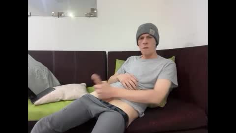 Snapshot of millerjdm chatting on 11-16-25, 12:38 SlimnHungOH online show from 11-16-25, 12:38