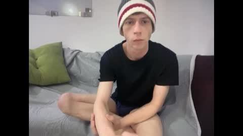 Snapshot of millerjdm chatting on 11-23-25, 04:18 SlimnHungOH online show from 11-23-25, 04:18