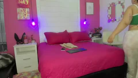 millers_rousse online show from 06-11-26, 07:12
